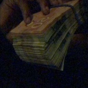 Meet your Posher, Elijah